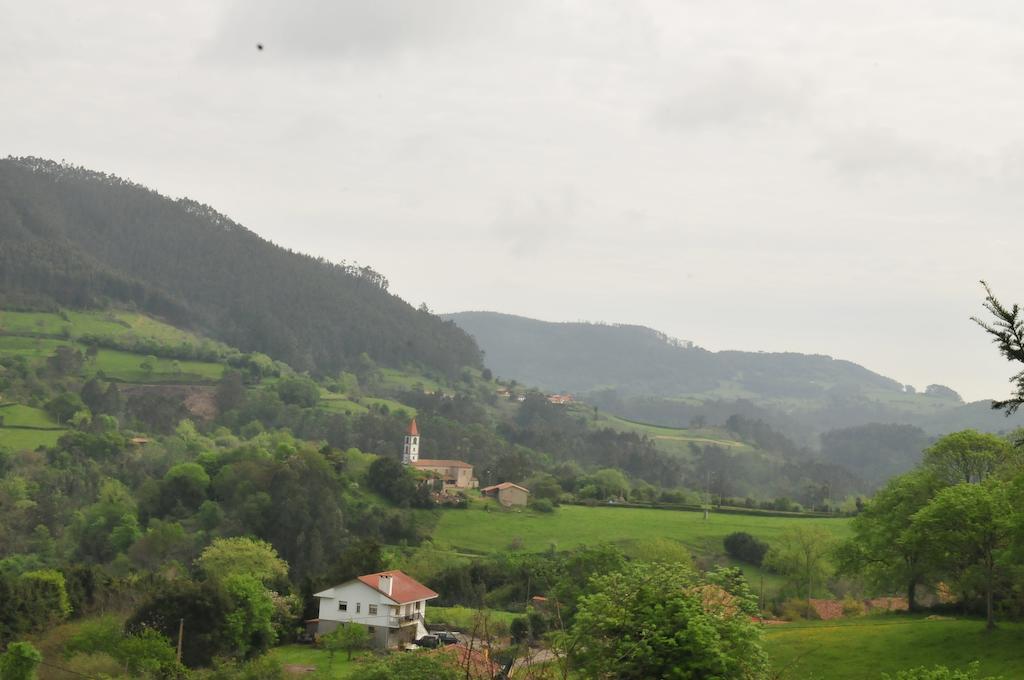 Casa Rural Llugaron I Pensionat Miravalles Exteriör bild