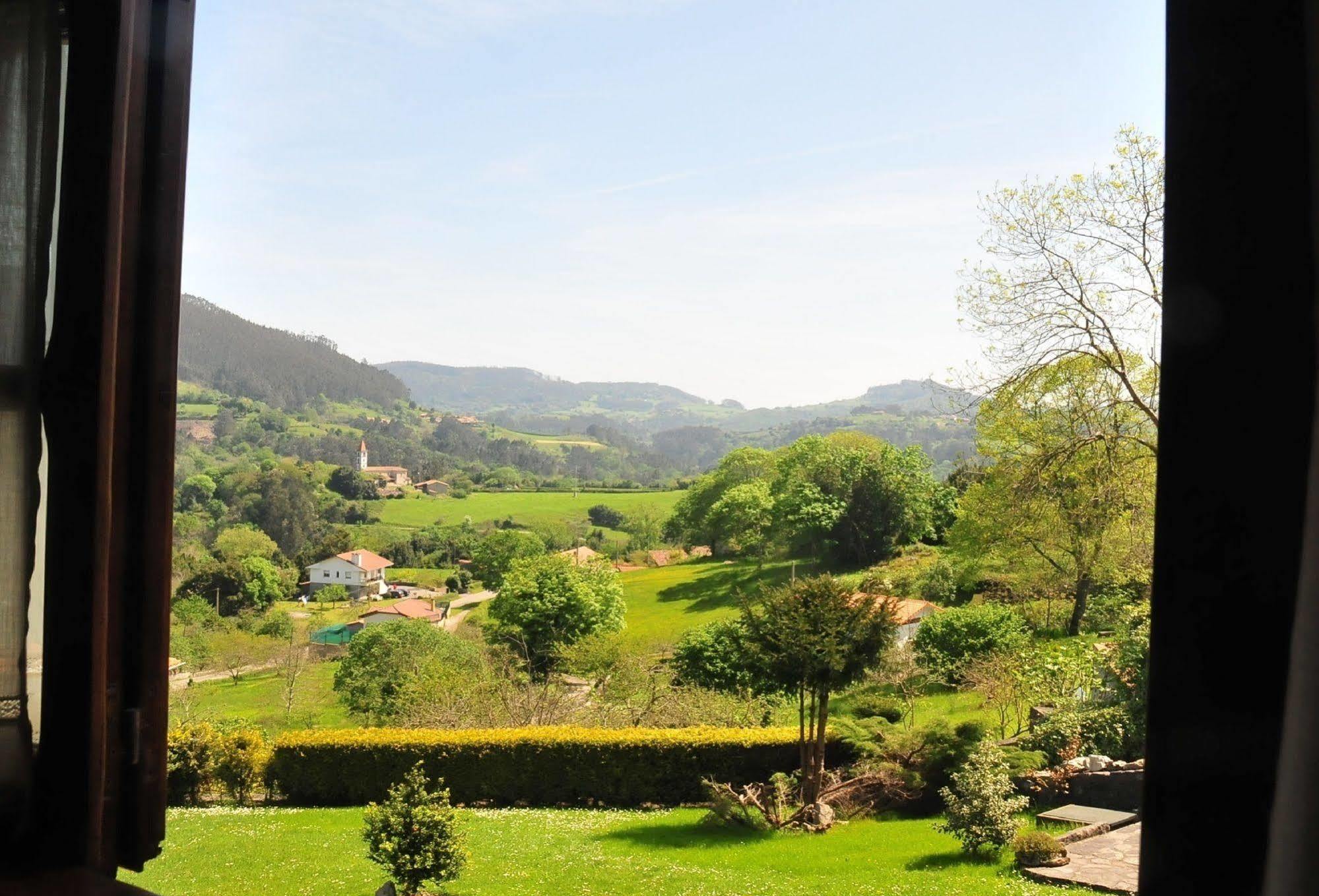 Casa Rural Llugaron I Miravalles Exteriör bild